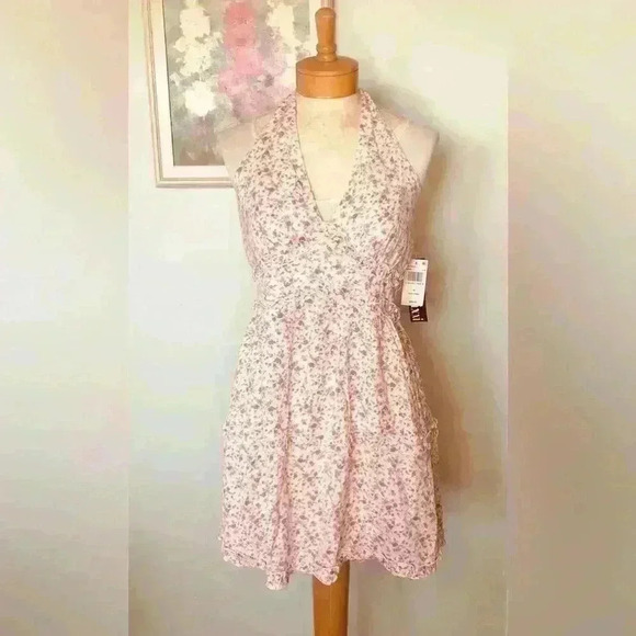 TRIXXI Women’s Size Medium Ruffle Trim Pink Mini Floral Summer Halter Dress NWT - Picture 2 of 15